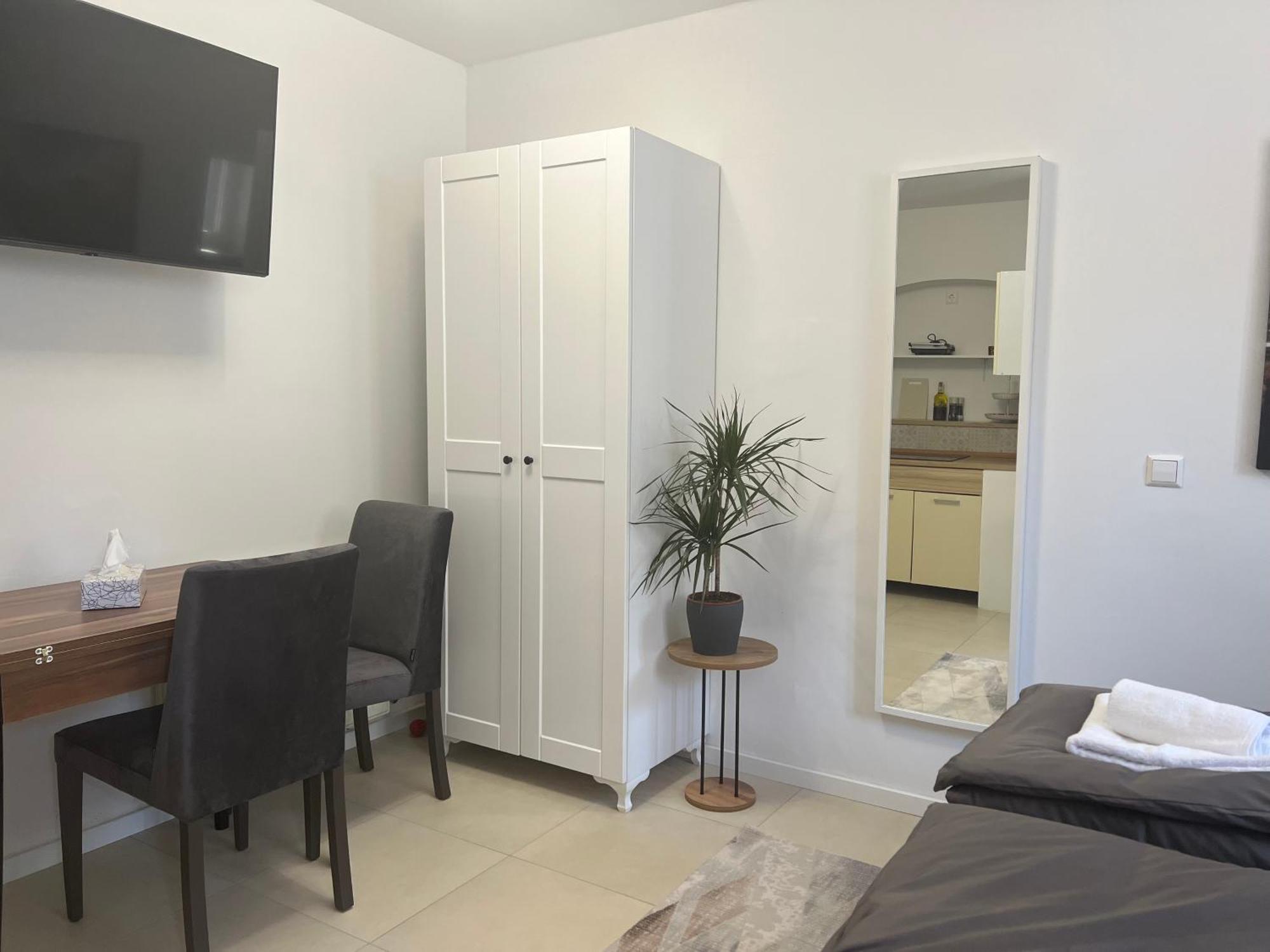 Hilde Apartments Rheinhausen Εξωτερικό φωτογραφία